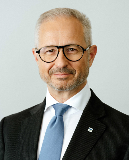 Alfred Stern, Chairman of the Executive Board and Chief Executive Officer (photo)