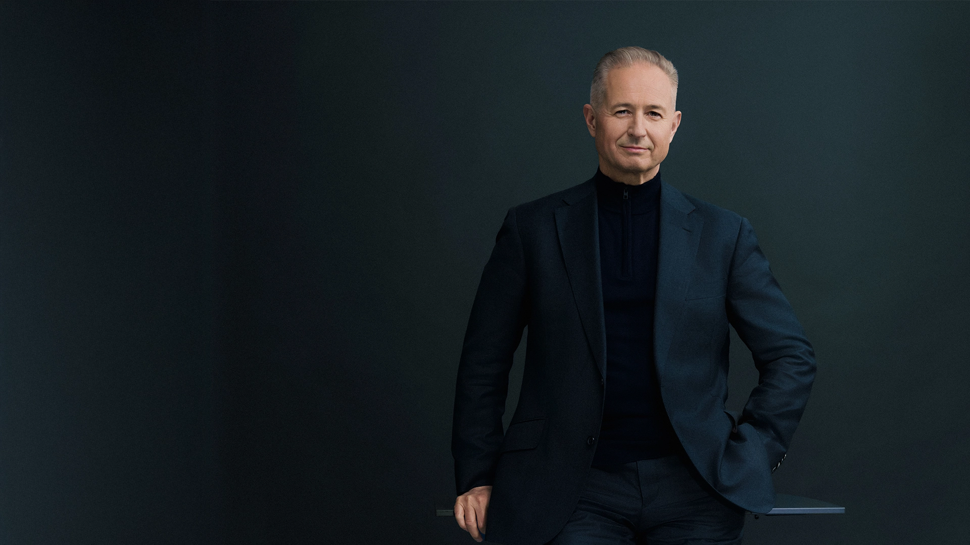 Alfred Stern, Chairman of the Executive Board and Chief Executive Officer (photo)